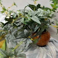 گل مصنوعی با گلدان