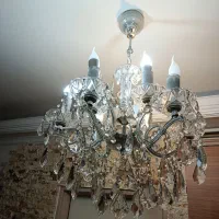 لوستر کریستال در حد نو بدون هیچ خط و خش