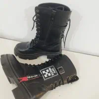 نیم بوت نو|کیف، کفش، کمربند|قره ضیاالدین, |دیوار