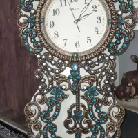 ساعت دیواری تمیزوسالم