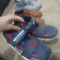 کفش و کتونی در حد خیلی نو|کفش و لباس بچه|هشتگرد, فاز ۳ مهستان|دیوار