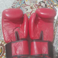 دستکش بوکس جنسه خوب درحده نو|تجهیزات ورزشی|تهران, عباسآباد|دیوار