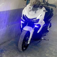 موتور طرح adv 150 دارای آیدیلینگ و سایلنت استارت