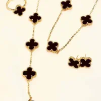 جواهرات|جواهرات|اصفهان, پوریای ولی|دیوار