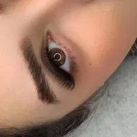 با مژه معجزه کن اکستنشن مژه با ظاهری طبیعی