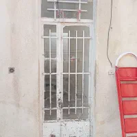 تعدادی درب وپنجره|آبگرمکن، پکیج، شوفاژ|شیراز, نیستان|دیوار