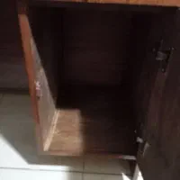 میزتحریر ویترین دار|میز تحریر و کامپیوتر|اندیشه, اندیشه فاز ۴|دیوار