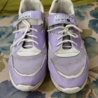 کفش|کفش و لباس بچه|مشهد, کلاته برفی|دیوار