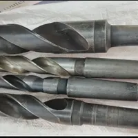 فروش انواع مته چهار و 5 شیار قلاویز الماس تراشکاری|ابزارآلات|مشهد, هفده شهریور|دیوار