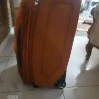 چمدان بزرگ|کیف، کفش، کمربند|مشهد, هفت تیر (آب و برق)|دیوار