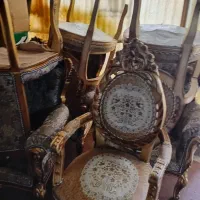 رنگ کاری کلیه مصنوعات چوبی