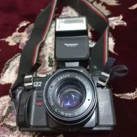 دوربین عکاسی آنالوگ زنیت ۱۲۲ بسیار تمیز وسالم|دوربین عکاسی و فیلمبرداری|قم, نیروگاه|دیوار