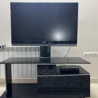 ال سی دی ۴۲اینچ با‌میز