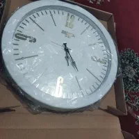 ساعت دیواری