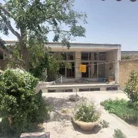 منزل آهن آجر ۳۳۰ متری خ شیخ بهایی جنوبی