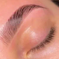 میکروبلیدینگ ولیفت مژه وابرو