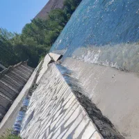 سوعیت چسبیده به رود خانه محدوده پل زمان خان|اجارهٔ کوتاهمدت آپارتمان و سوئیت|زاینده رود, |دیوار