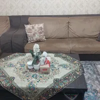 مبل و میز وسط