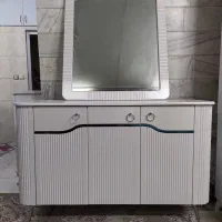 میز کنسول و آینه|بوفه، ویترین، کنسول|قم, شهرک توانیر|دیوار