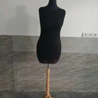 مانکن پایه دار