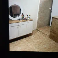 میز آرایش همراه با آینه