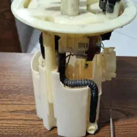 پمپ بنزین  و روکش صندلی  ۲۰۷