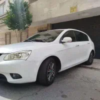 جیلی امگرند 7 اتومات مدل 2014 هاچبک