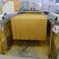 استخدام کارگر آقا به همراه خوابگاه و غذا