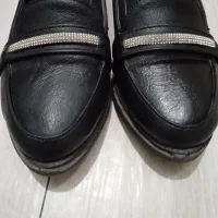 کفش زنانه و کتونی مشکی و صندل نگینی ۳۸