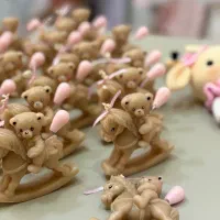 گیفت سیسمونی و کودک