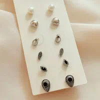 گوشواره میخی پک دار 6 جفتی مدل چند رنگ