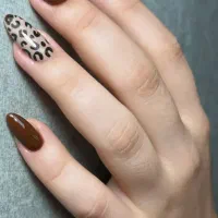 جشنواره کاشت  ناخن و مژه حرفه ای با آموزش