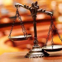 ۱-منشی و دستیار وکیل   ۲- کارورز امور حقوقی