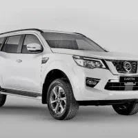 نیسان ترا سفید ۲۰۲۵