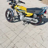 هندا۲۰۰|موتورسیکلت|پردیس, سیاه سنگ|دیوار