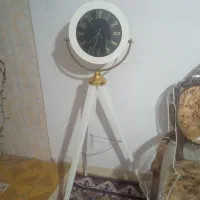 ساعت ایستاده