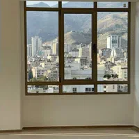 خ رازی‌‌گلریزان/۱۰۰ متر /نوساز/خوش پلان و مدرن