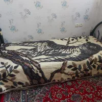 تخت یک نفره