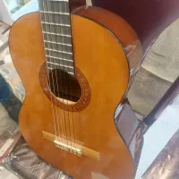 گیتار یاماها c40|گیتار، بیس، امپلیفایر|بومهن, |دیوار