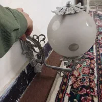 چراغ لامپ بغل دیواری