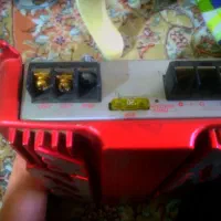 آمپیلی|پخش‌کننده همراه|بومهن, |دیوار