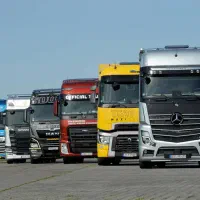 اعطای وام،اقساط،شرایط،برای ماشین سنگین و کشنده|خودرو سنگین|کرمان, |دیوار