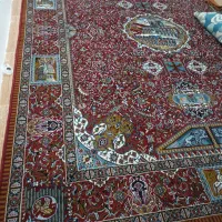 دو تخته فرش قدیمی ساده هرکدوم مبلغ سه میلیون