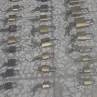 تعدادی قفل قدیمی