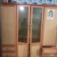 کمدسه لنگه ویترین دار
