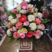 باکس و دسته گل مصنوعی|گل مصنوعی|مشهد, رده|دیوار