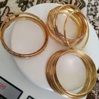طلای نو بدون اجرت ۳درصد بالای تابلو