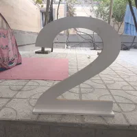 استند چوبی عدد ۲ برای تولد