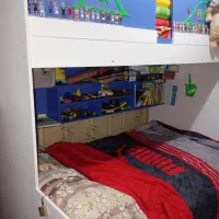 سرویس تخت خواب همراه باکمد لباسی و میز تحریر|تخت و سرویس خواب|کرج, شاهین‌ویلا|دیوار