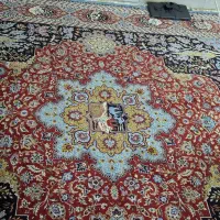 تعدادی فرش دست دوم